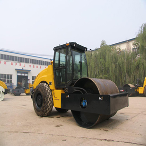 Single Drum Vibrating Roller