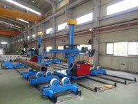 Column and Boom Manipulator